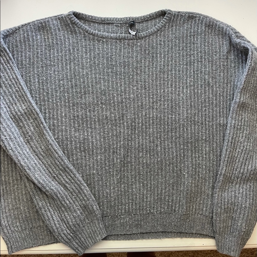gray brandy Melville sweater